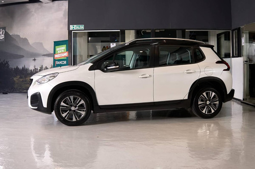 Peugeot 2008 1.6 Crossway 2023