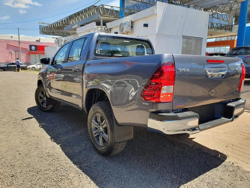 Toyota Hilux Pick-Up 2.4 Cd Sr 150Cv 4X2 At 2026