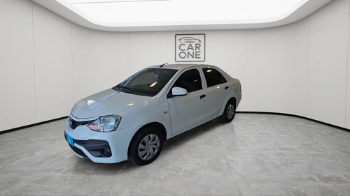 Toyota Etios 1.5 X MT6 4P 2022