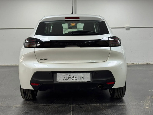 Peugeot 208 1.6 ALLURE L25 2024