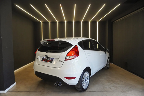 Ford Fiesta Kinetic 1.6 Se 120cv 2015
