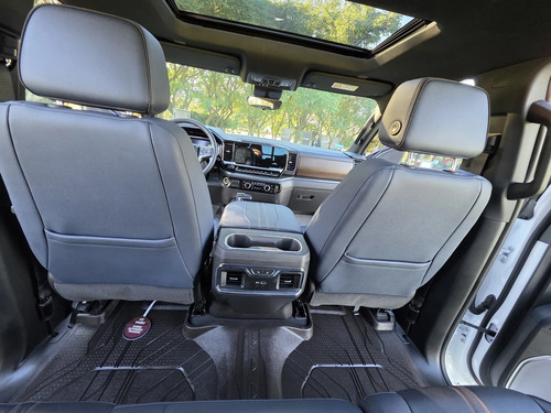 Chevrolet Silverado 5.3 V8 High Country 2025