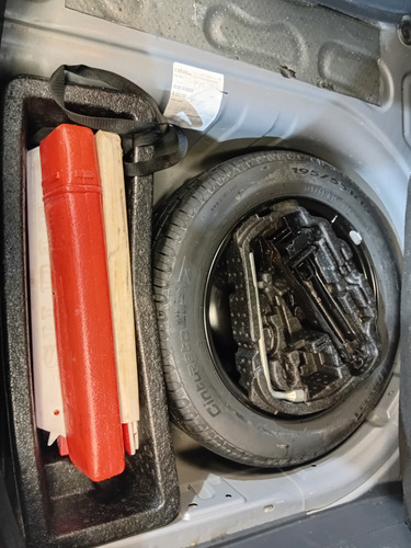 Volkswagen Suran 1.6 Comfortline L/15 2019