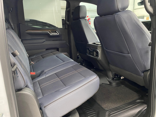 Chevrolet Silverado 5.3 V8 High Country 2026