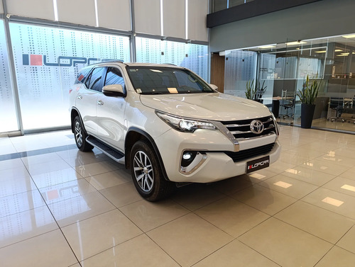 Toyota SW4 2.8 Srx 177cv 4x4 7as 2019