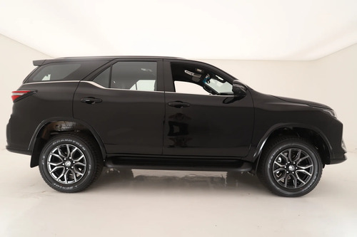 Toyota SW4 2.8 Tdi Gr-s 4x4 7as 6at 2026