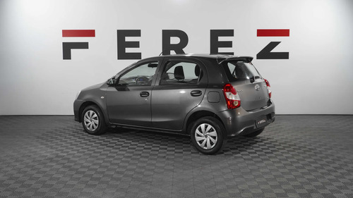 Toyota Etios 1.5 X 6mt My19 2021