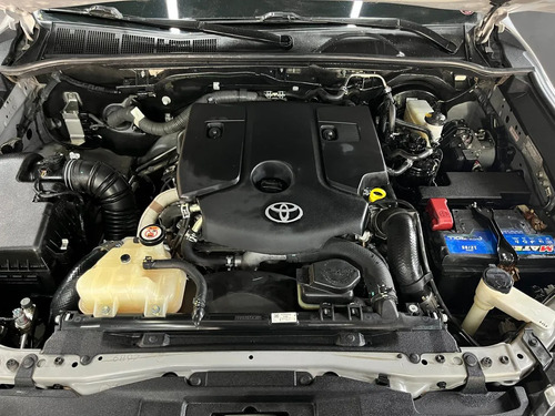 Toyota Hilux 2.8 TDI 4X4 SRX AT6 2022