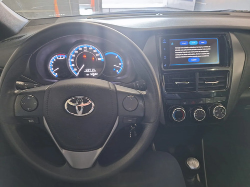 Toyota Yaris XS 1.5 6M/T 2023