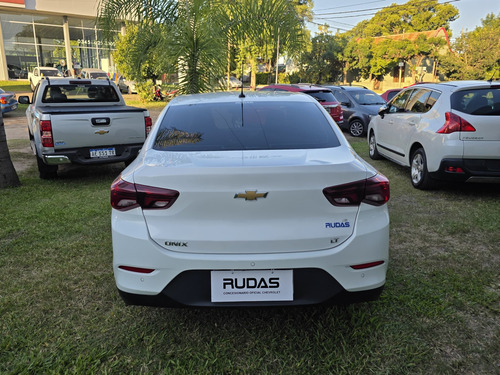 Chevrolet Onix plus 1.2 Lt 2020