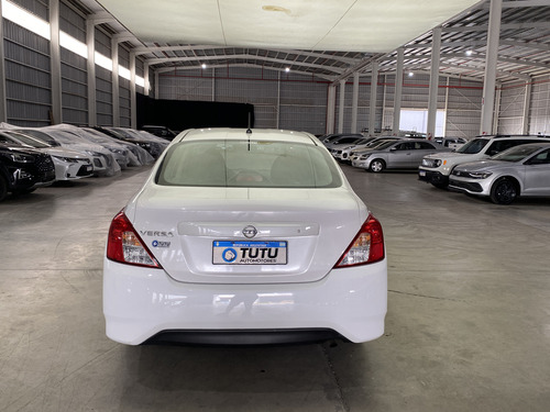 Nissan Versa 1.6 Sense At 2019