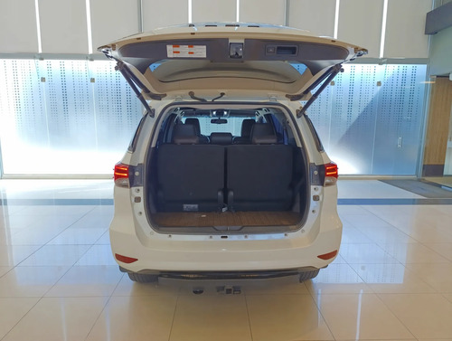 Toyota SW4 2.8 Srx 177cv 4x4 7as 2019