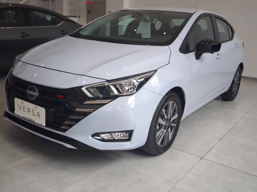 Nissan Versa 1.6 Sr Cvt 2025
