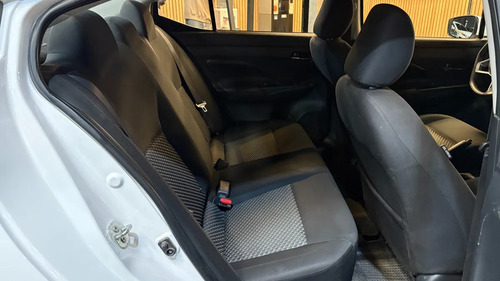 Nissan Versa 1.6 Sense Mt 2022