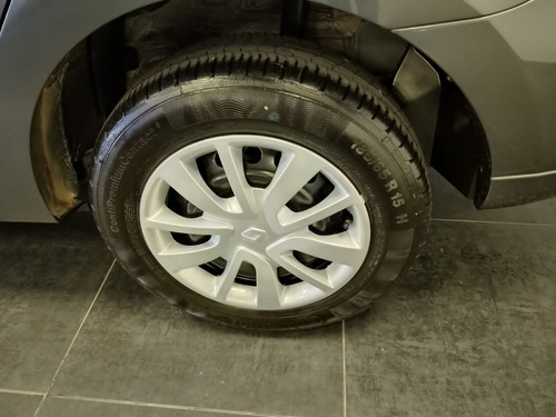 Renault Logan 1.6 16v Life 2025