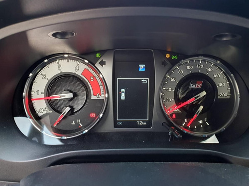 Toyota Hilux Hilux 2.8 Dc 4x4 GR-S IV Tdi At6 (204cv) 2025