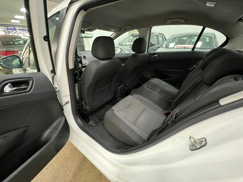 Peugeot 408 1.6 Allure Hdi Nav 115cv 2014