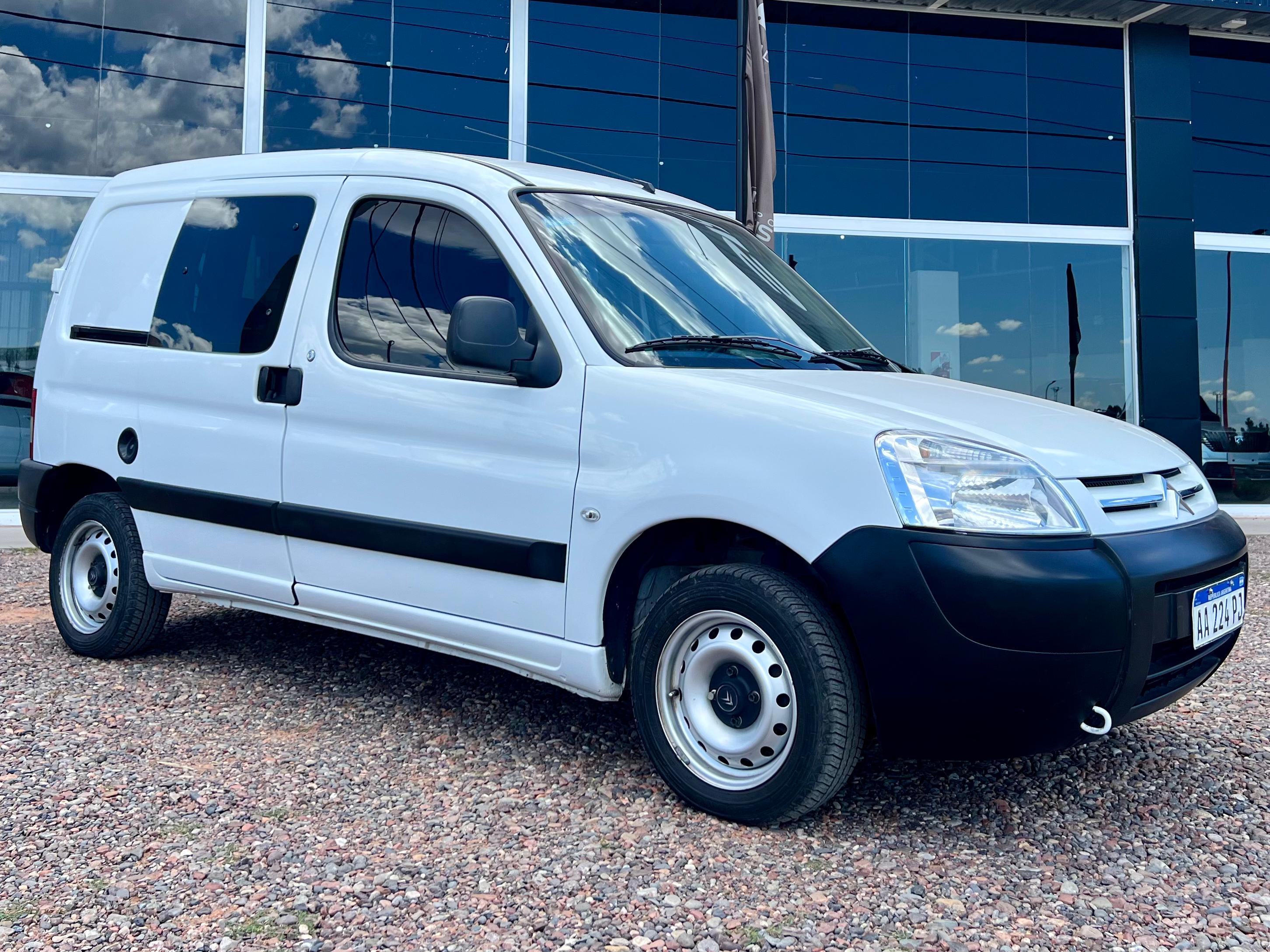 Citroën Berlingo Furgon 1.6HDI 92 BUSSINES MIXTO 2016