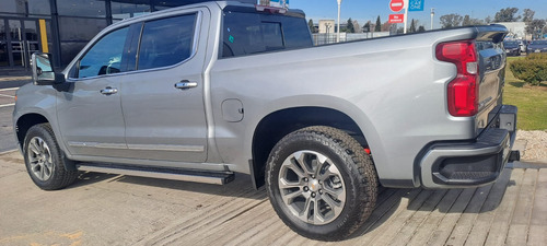 Chevrolet Silverado 5.3 V8 High Country 2025
