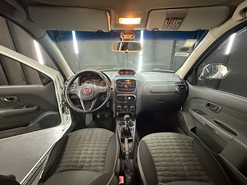 Fiat Strada 1.6 DC ADVENTURE LOCKER L14 2015