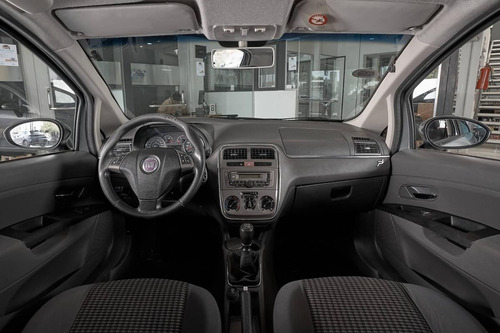 Fiat Punto 1.6 Essence 2011