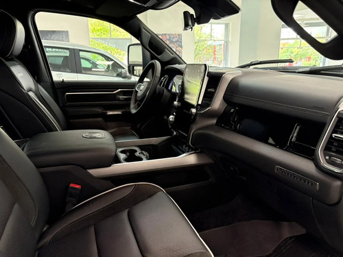 RAM 1500 5.7 Laramie Nigth Edition 2026