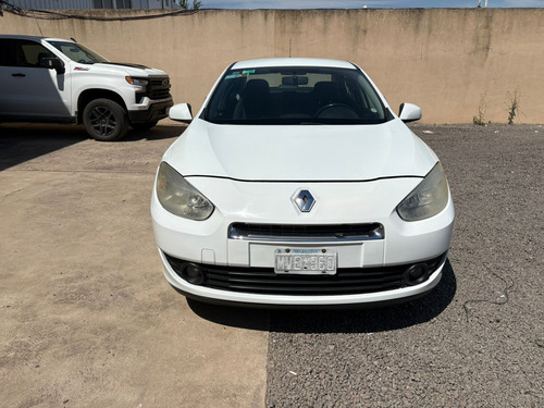 Renault Fluence 2.0 16V DYNAMIQUE 2014
