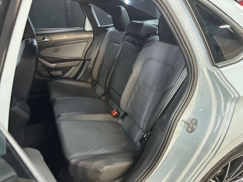 Volkswagen Vento 2.0 350TSI GLI DSG L26 2025