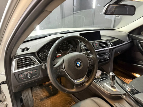 BMW 320 I SEDAN SPORTLINE L18 2018