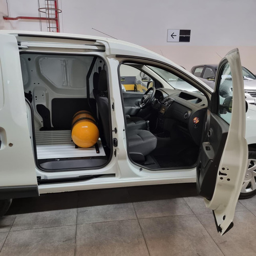 Renault Kangoo Ii Express 1.6 Sce Confort Opc. Gnc 2025