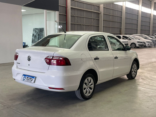 Volkswagen Voyage 1.6 Trenline 101cv 2016