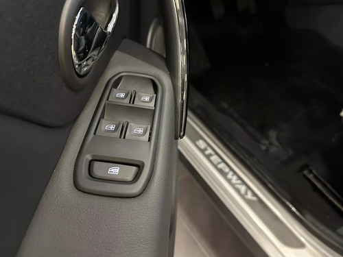 Renault Stepway intense CVT 2025