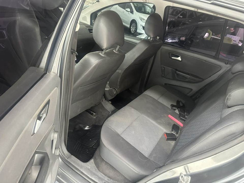 Volkswagen Suran 1.6 Comfortline 101cv Ab 2014