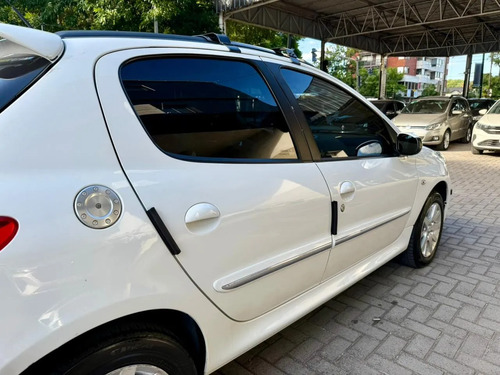 Peugeot 207 COMPACT 1.6 5 P XT PRE.GRIFE 2012
