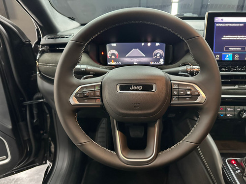 Jeep Commander 2.0 T 4X4 BLACKHAWK AT9 2025