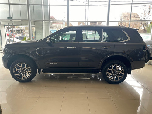 Ford Everest 2.3 Gtdi Ecoboost Titanium 4X4 At 2025