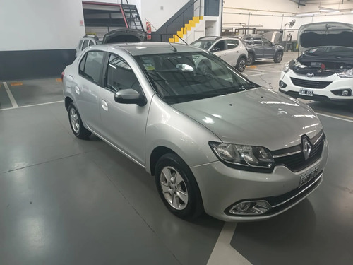 Renault Logan 1.6 Privilege 105cv 2015