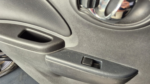 Nissan March 1.6 Advance Media Tech 107cv Mt 2017