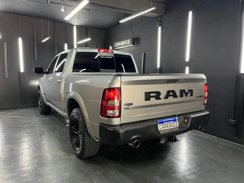 RAM 1500 5.7 DC 4X4 LARAMIE AT L13 2020