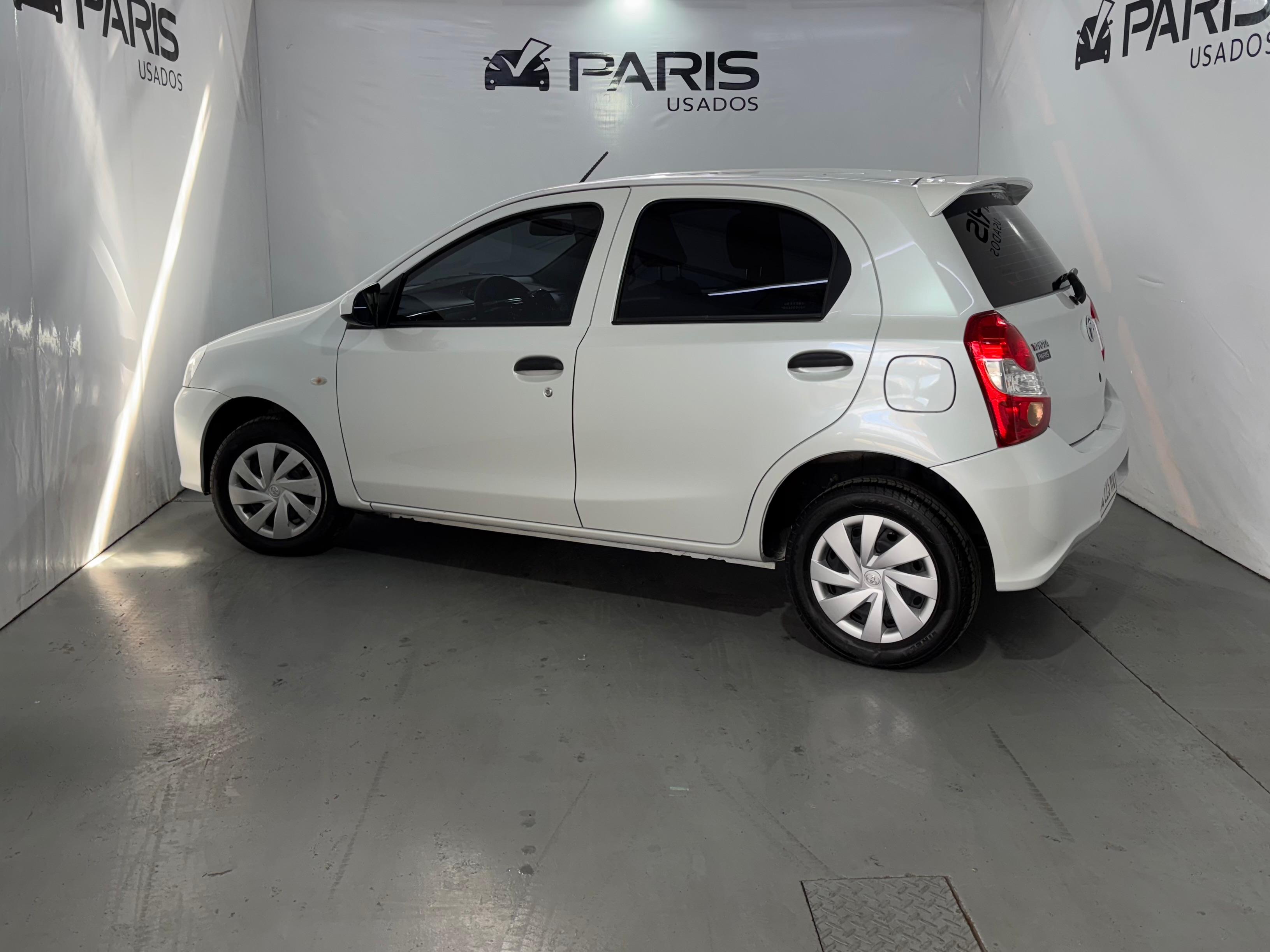 Toyota Etios 1.5 5PTAS X 6MT L/18 2023