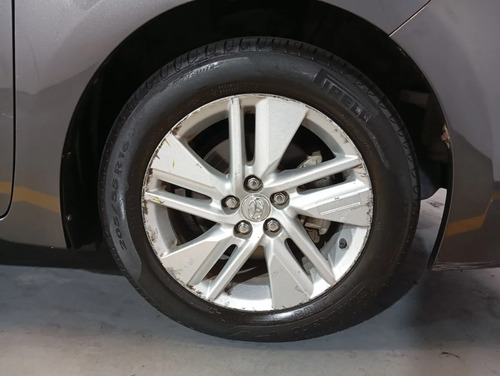 Toyota Corolla 1.8 Xli L/14 2015