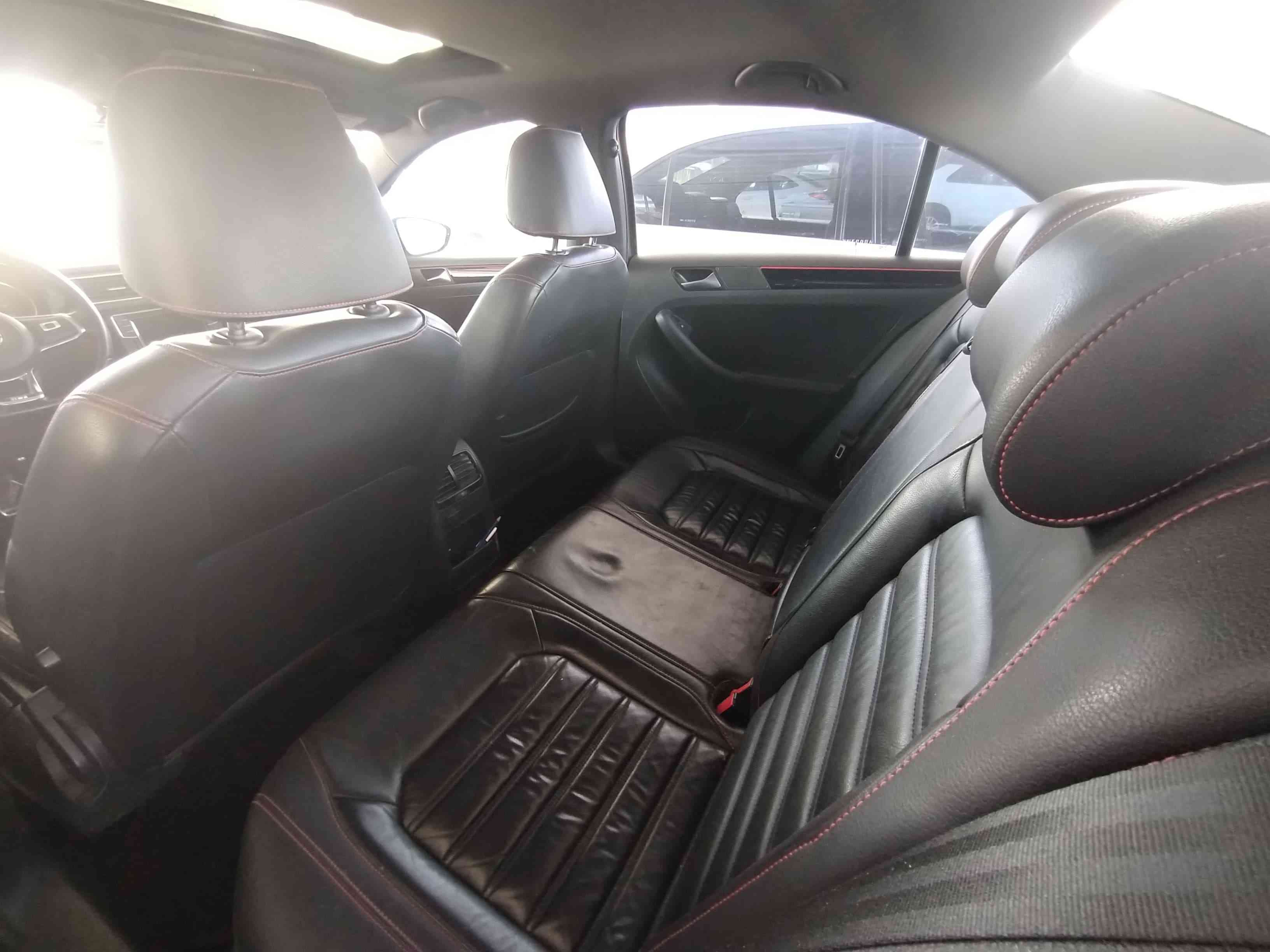 Volkswagen Vento 2.0 T Si Gli L17 2017