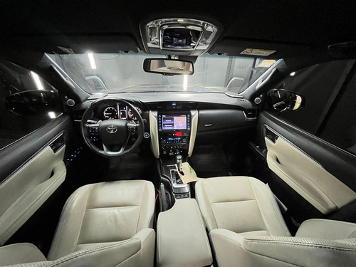 Toyota SW4 2.8 TDI DIAMOND AT6 2022