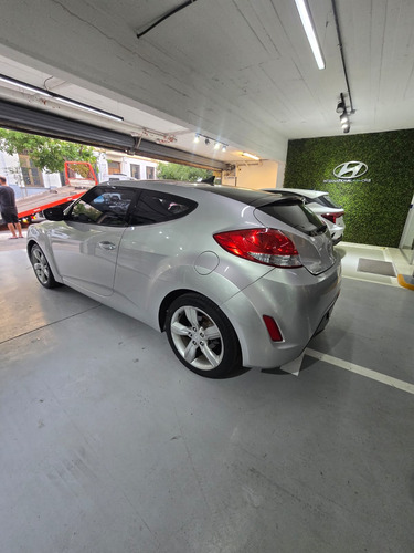 Hyundai Veloster 1.6 130cv At 2014