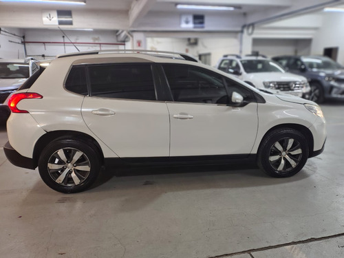 Peugeot 2008 feline 1.6 2018