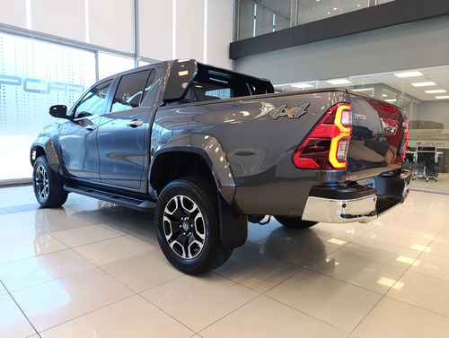 Toyota Hilux Pick-Up 2.8 Cd Srx 204Cv 4X4 At 2024