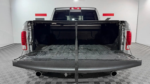 RAM 1500 1500 SLT LARAMIE 5.7L AT8 4X4 2022