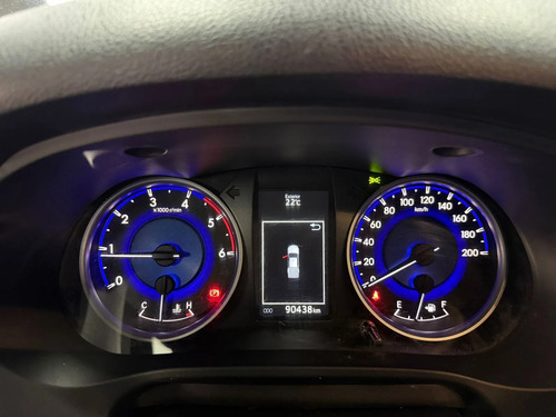 Toyota Hilux 2.8 TDI 4X4 DC SRX L16 2016