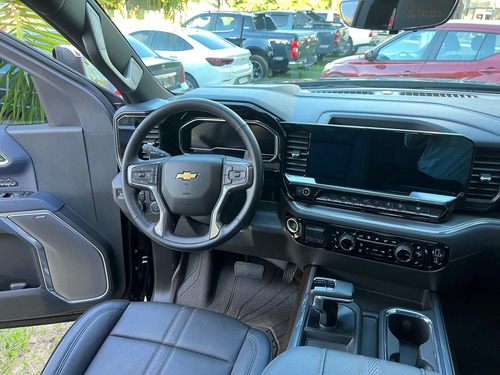 Chevrolet Silverado 5.3 V8 High Country 2025