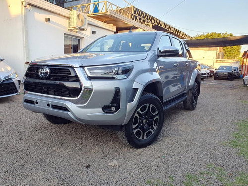 Toyota Hilux 2.8 Cd Srx 177cv 4x2 At 2025